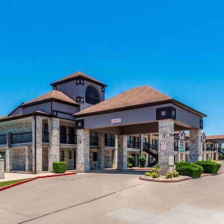 Quality Inn I-10 East Near Frost Bank Center Сан-Антонио Экстерьер фото