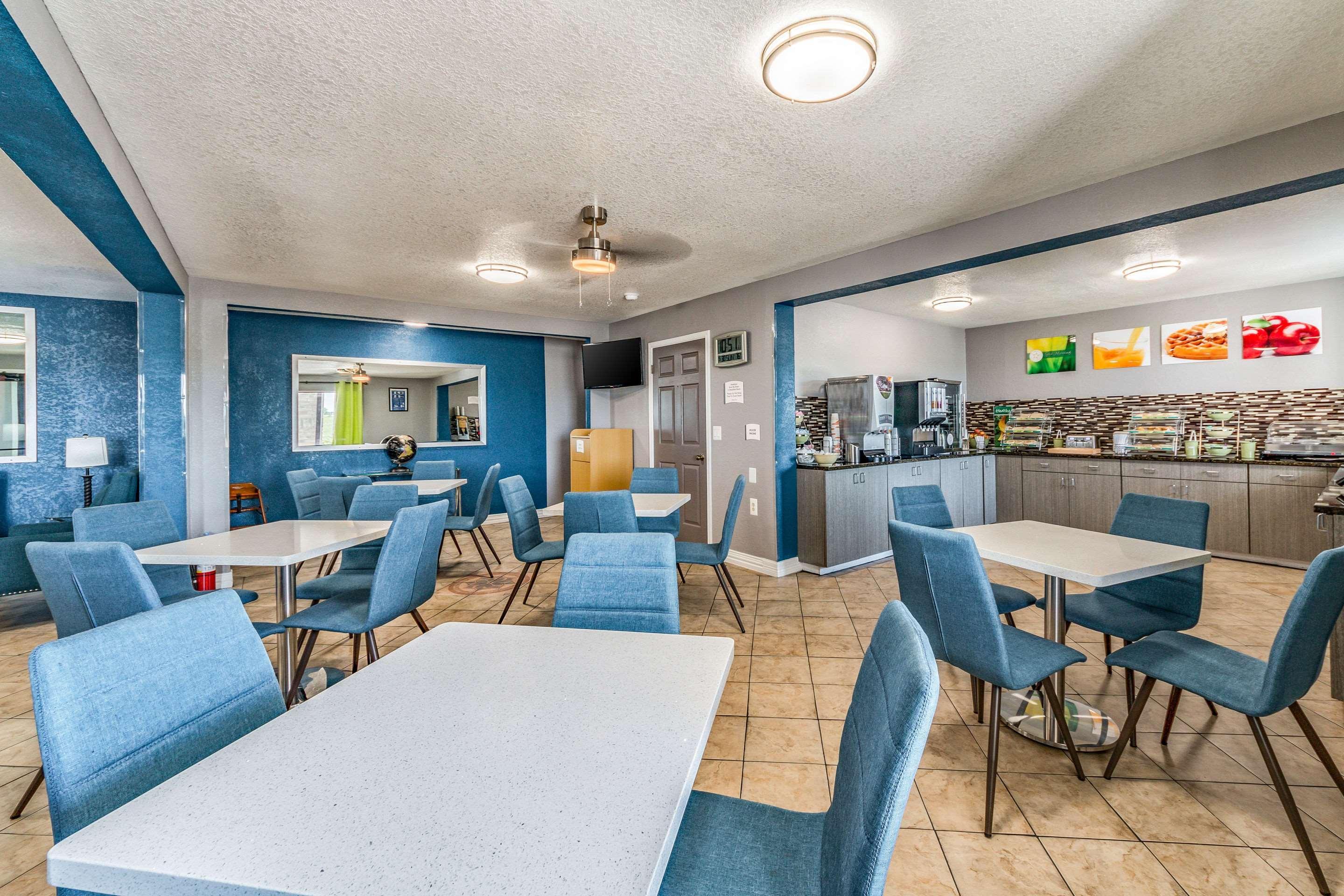 Quality Inn I-10 East Near Frost Bank Center Сан-Антонио Экстерьер фото
