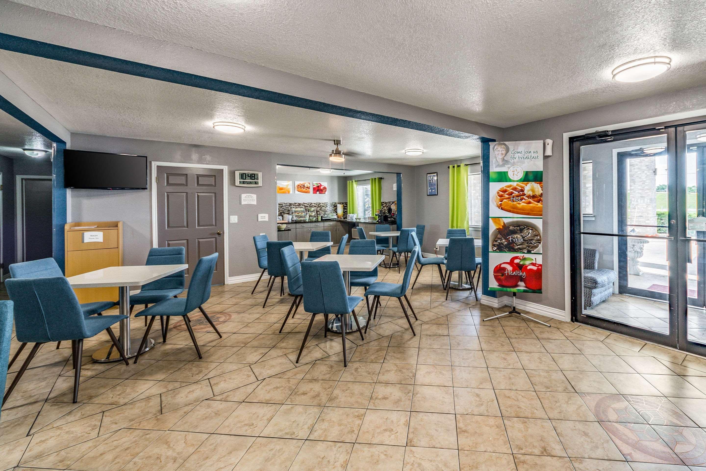 Quality Inn I-10 East Near Frost Bank Center Сан-Антонио Экстерьер фото